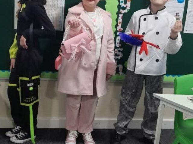 Rowan School Celebrates World Book Day with Creativity and Imagination