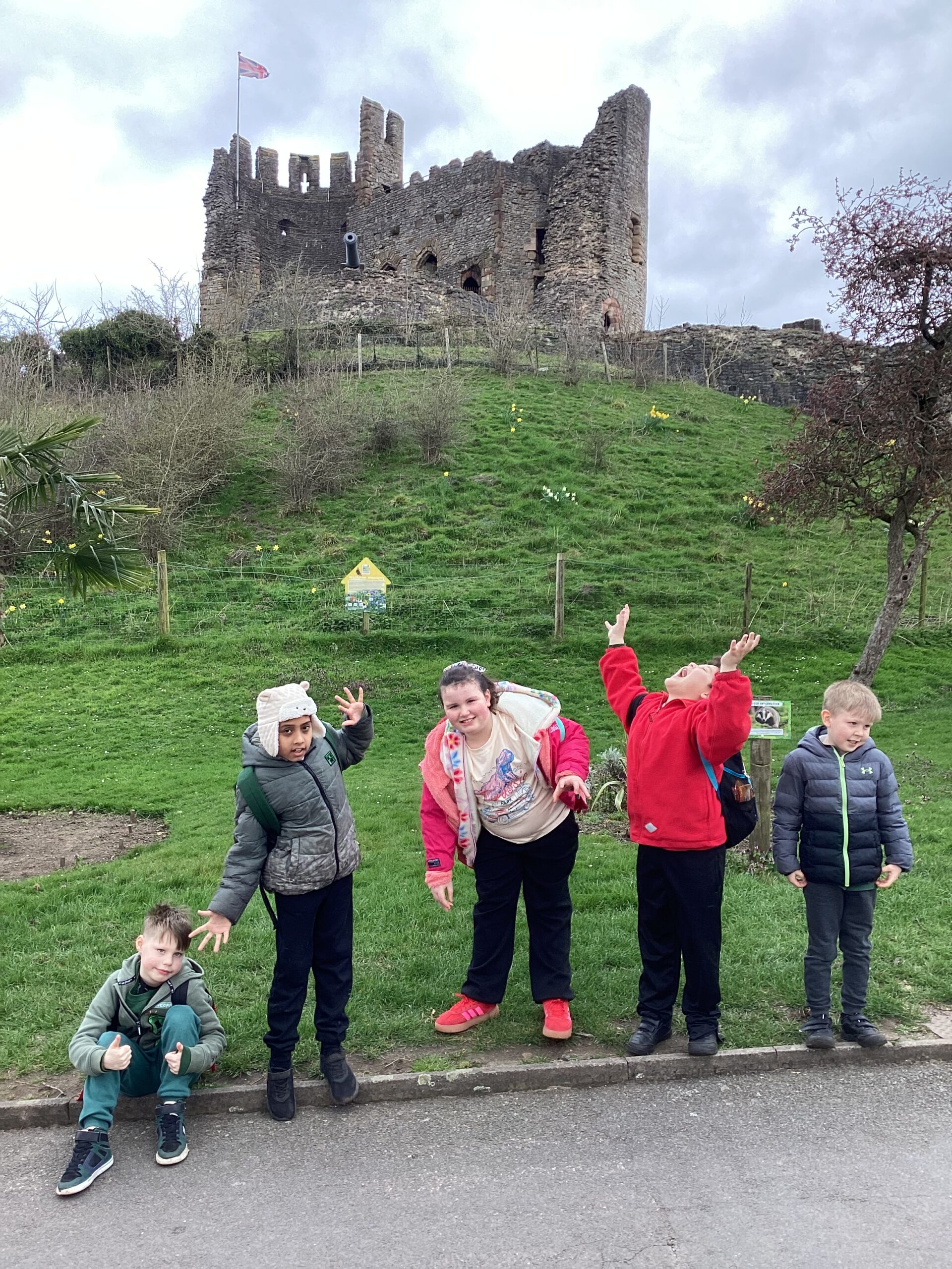 Maple Class exploring and learning during a school trip to Dudley Zoo