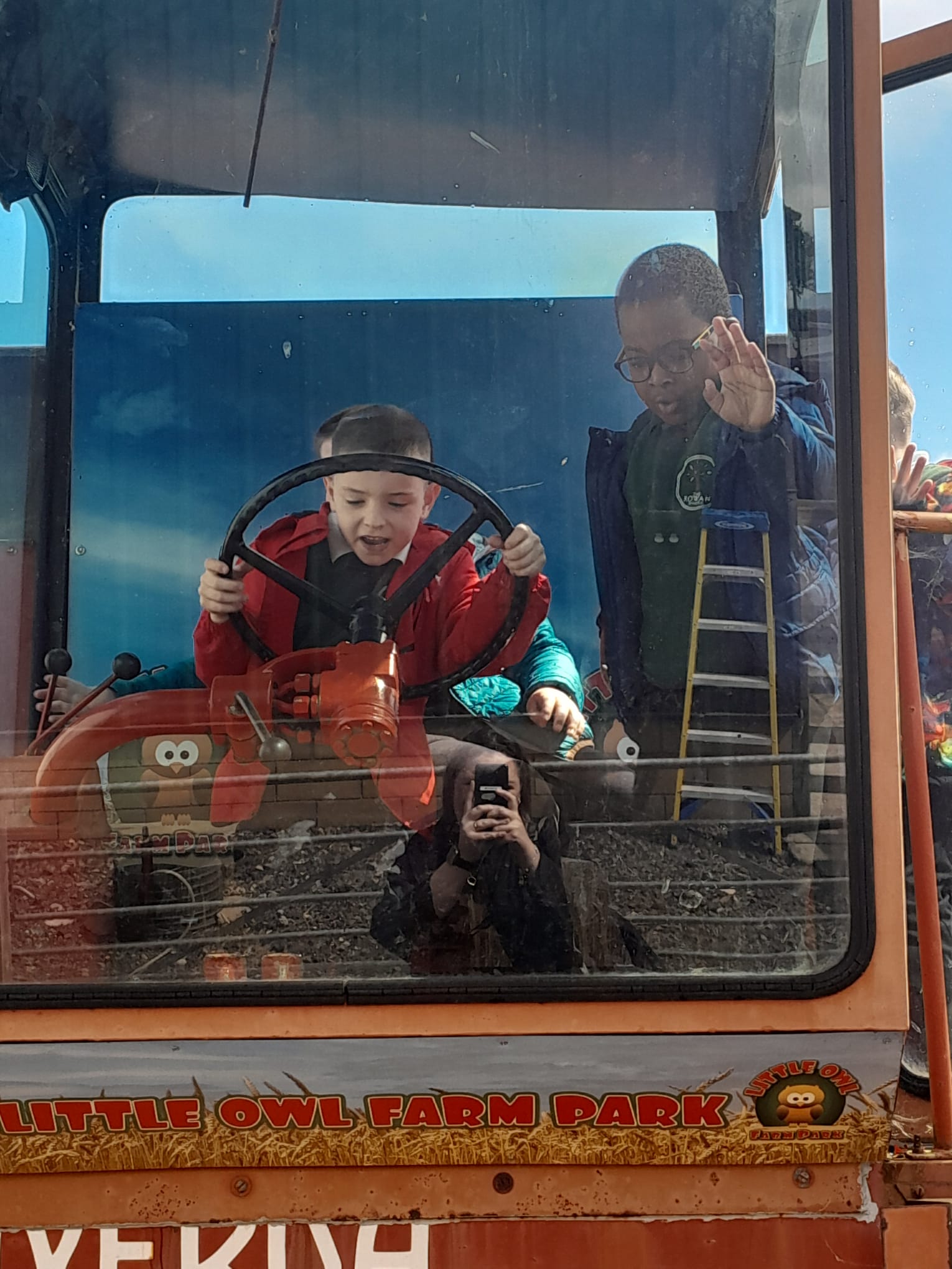 Oak Class explores animals and habitats at Little Owl Farm Park as part of English and Science learning at Rowan School.