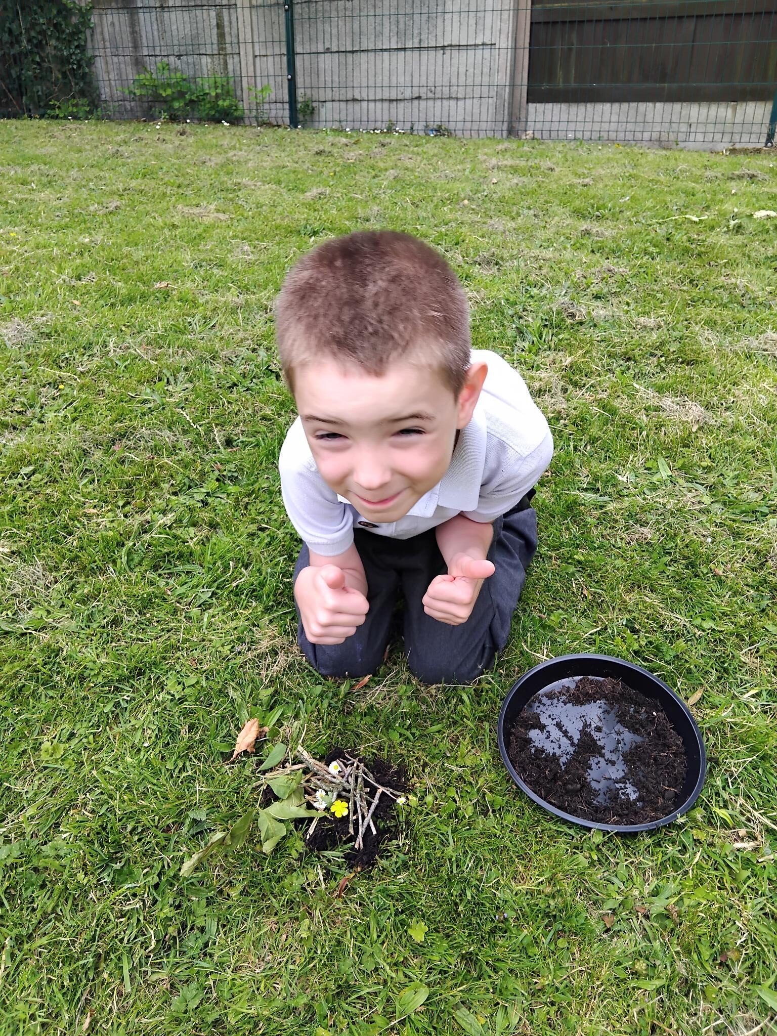 Creative science lessons at The Rowan School encourage Oak Class to build bug houses while exploring how different habitats support different minibeasts.